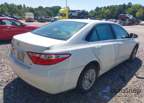 2016 Toyota Camry Le/Xle/Se/Xse из США, поврежденный, VIN 4T4BF1FK3GR561044